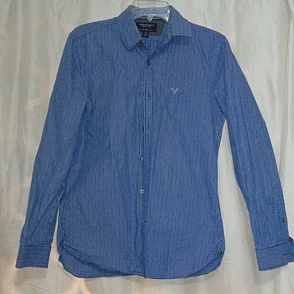 American eagle mens slim fit small casual button down